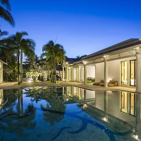 The Anda Mani Khaolak Beachfront Villas Khao Lak Exterior photo