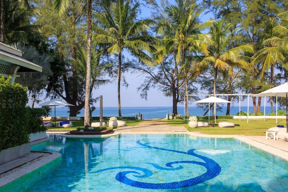 The Anda Mani Khaolak Beachfront Villas Khao Lak Exterior photo